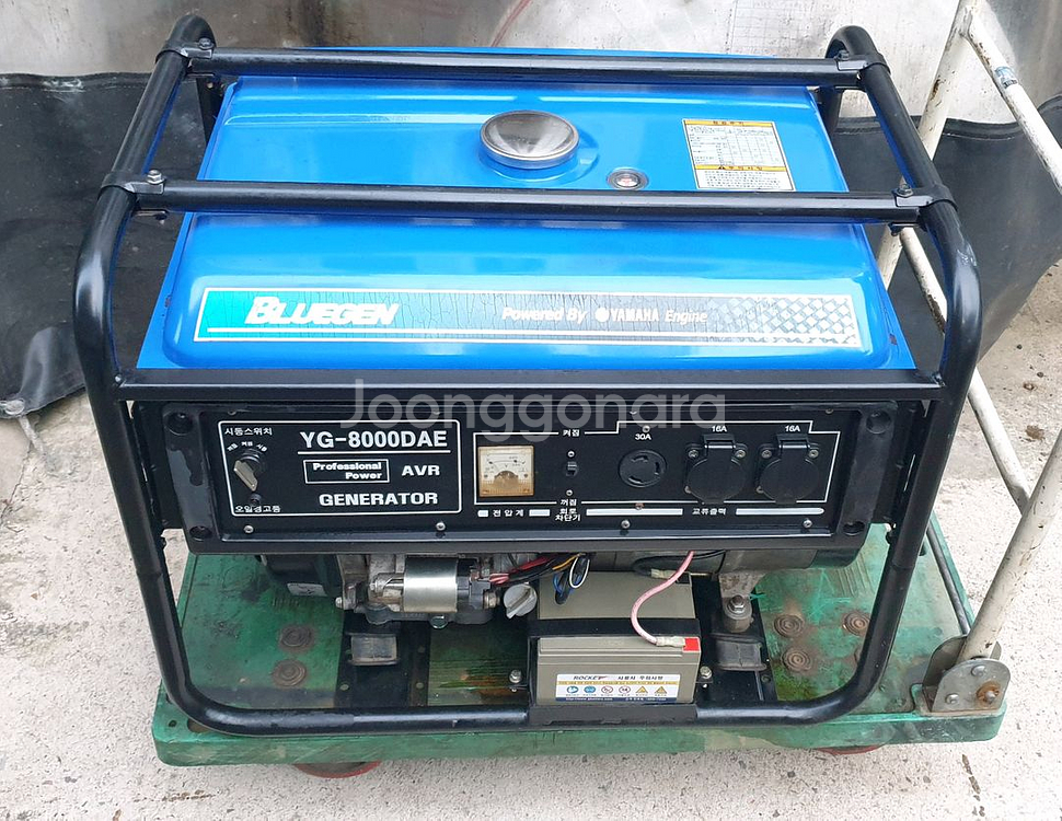 야마하 8키로 발전기 팝니다.--0