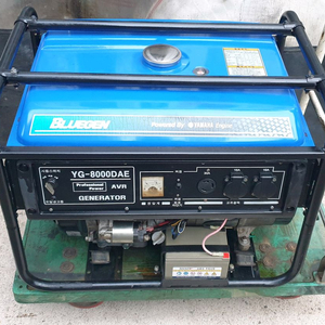 야마하 8키로 발전기 팝니다.