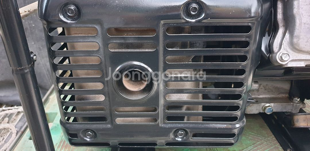 야마하 8키로 발전기 팝니다.--7