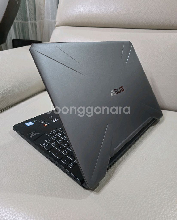 15인치 i7 고성능 게이밍 노트북(램16GB,1.25TB,새배터리)--2