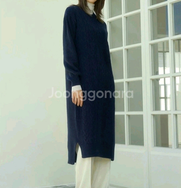 스테파넬 홀가먼트 니트 원피스(66~77) ㅡ새상품--0