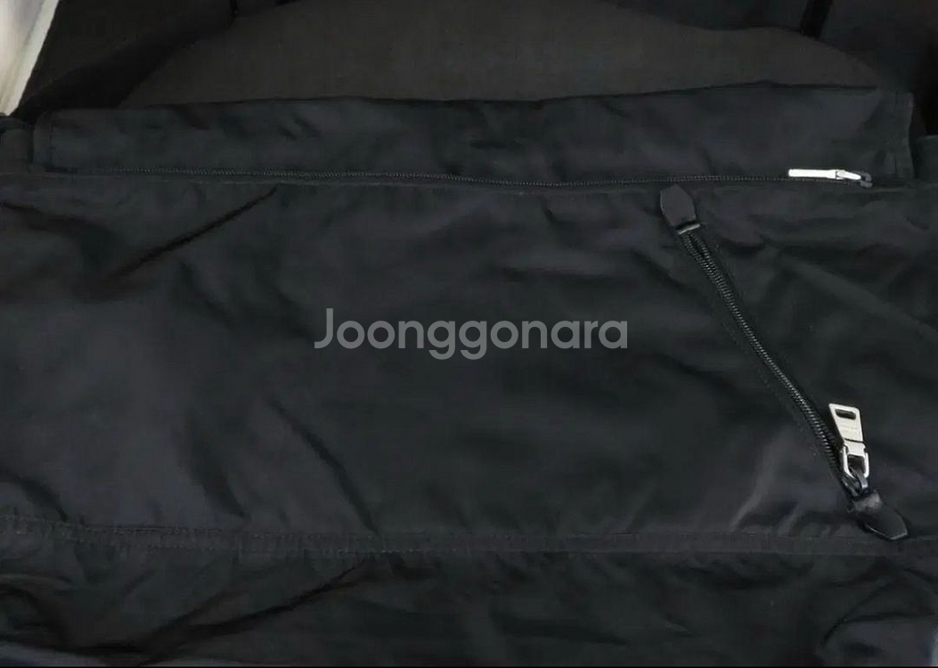 프라다 나일론 백팩--2