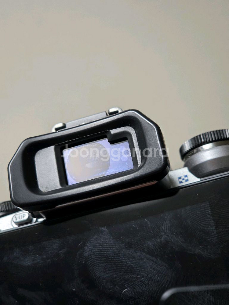 올림푸스 e-m10 + 14-42 II R 렌즈--4