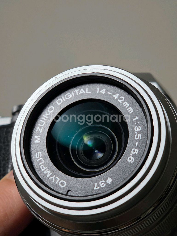 올림푸스 e-m10 + 14-42 II R 렌즈--6