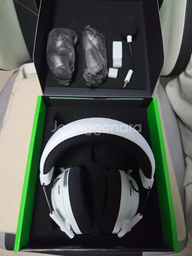 레이저 블랙샤크 V2 PRO 2023 무선 게이밍 헤드셋 팝니다--1