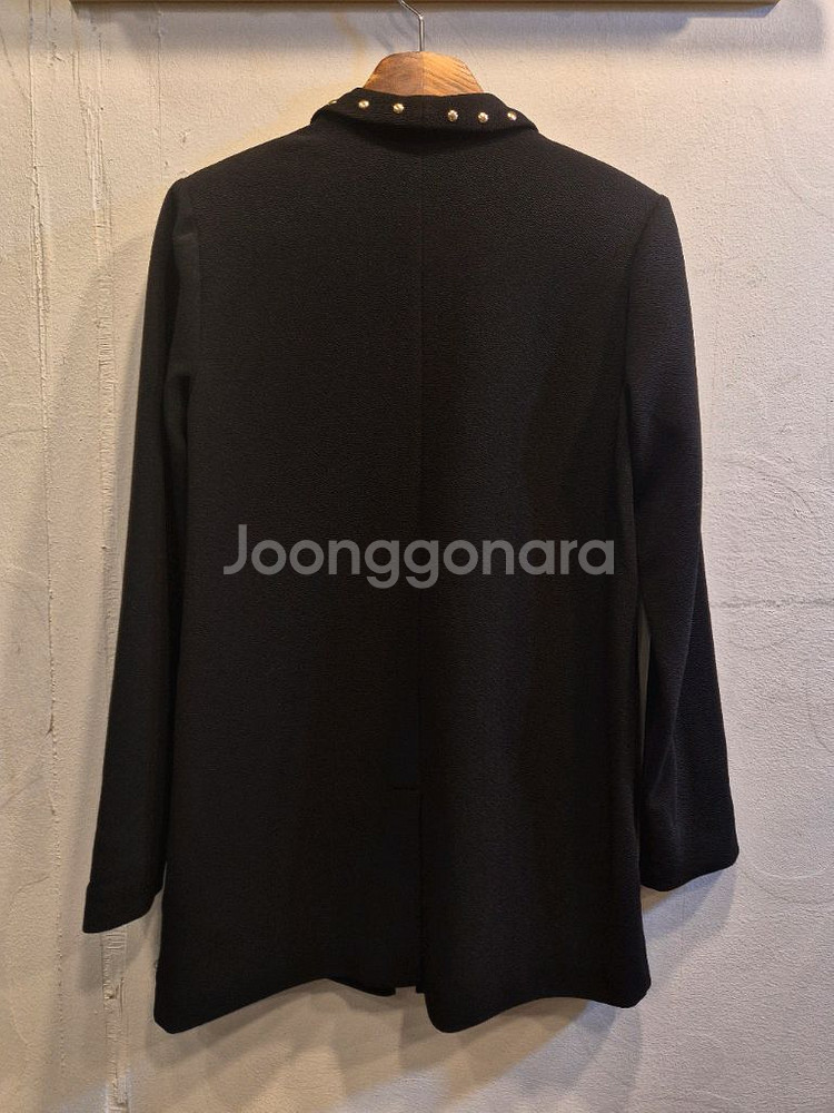 마이클 코어스 블랙 스터드 자켓--4