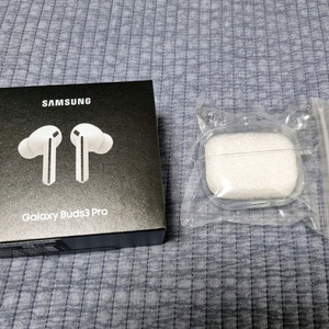 미개봉 갤럭시 버즈3 프로 화이트 + 투명케이스 새상품 삼성전자 이어폰