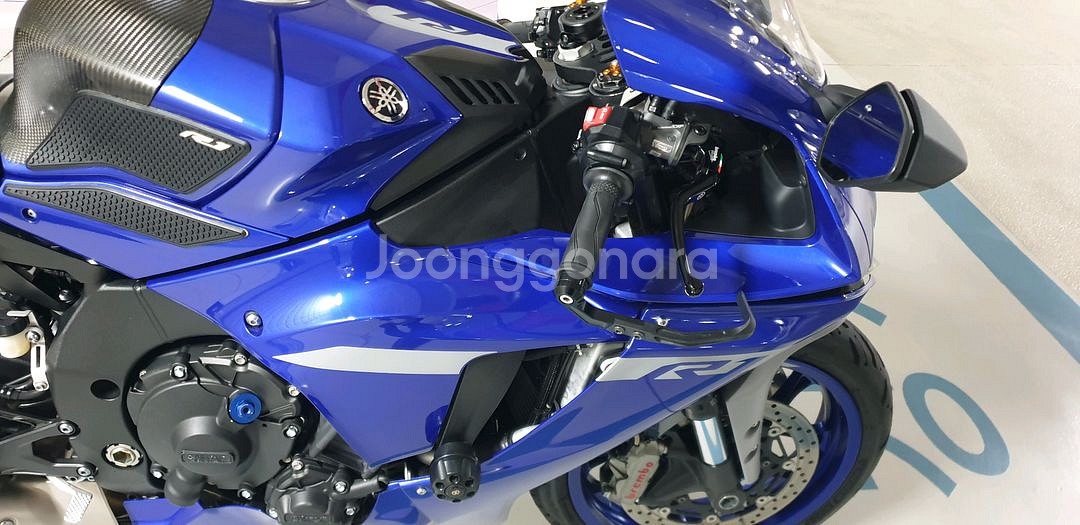 야마하 R1 스포츠바이크--2