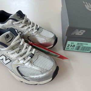 뉴발란스키즈 530 210사이즈