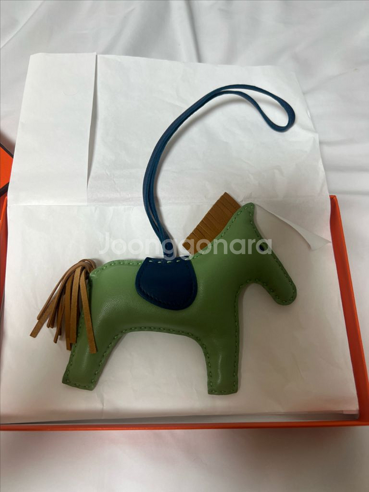 에르메스 로데오 백참 PM사이즈--4