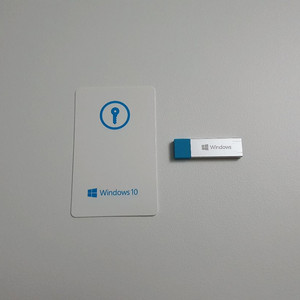 Windows 10 설치용 USB 드라이브 + 제품키
