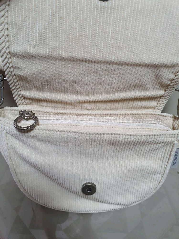 캉골 코듀로이 미니 크로스백/1.5만원--5