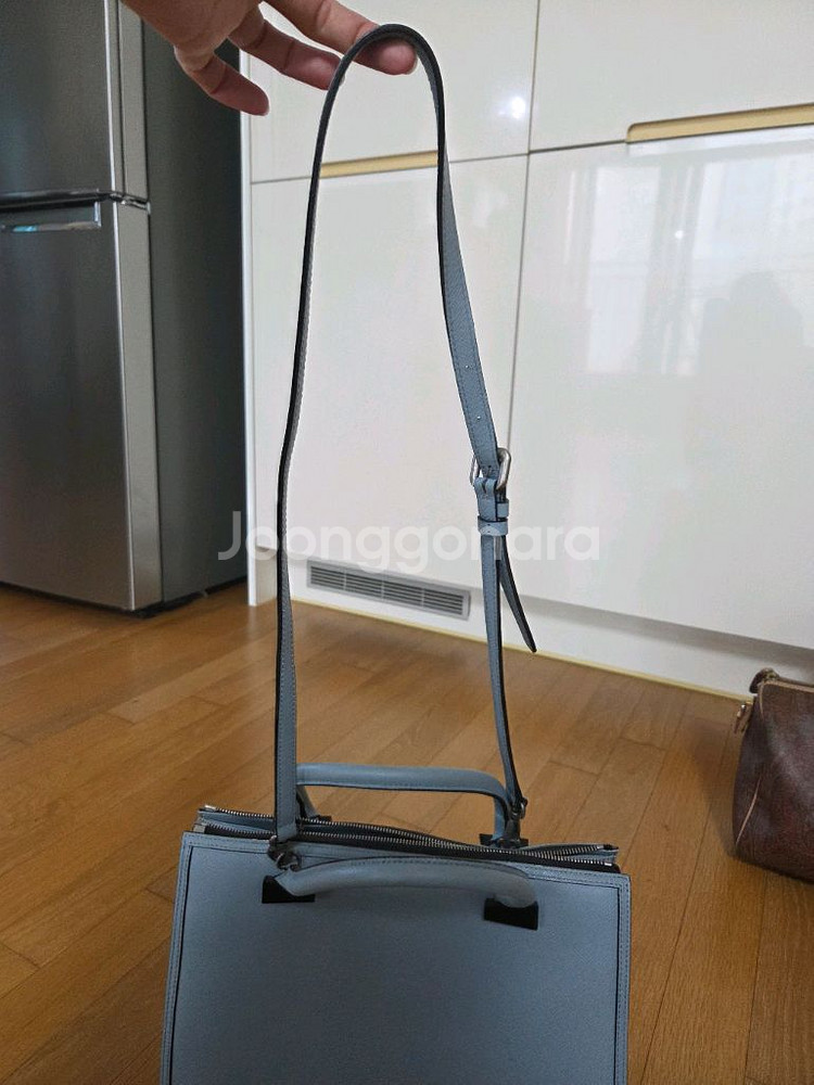 루즈앤라운지(ROUGE&LOUNGE)의 트론 S 토트백--6