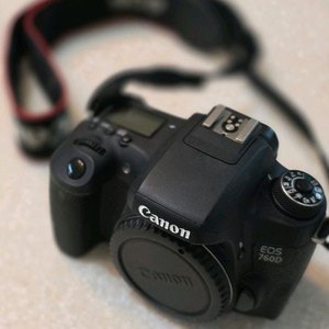 캐논 EOS760D 18-55, 50.8 일괄 판매합니다