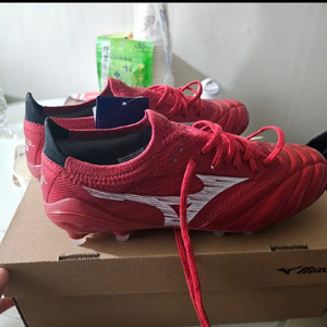 모렐리아 네오4 베타 엘리트 ag 235