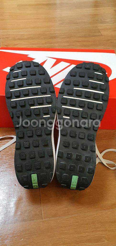 여.230-235) 나이키 여성 운동화,나이키 와플 원 트레이닝--4