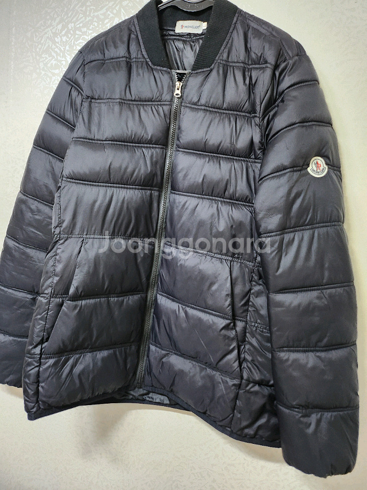 정품 몽클레어 남여공용 내피 패딩 점퍼 95ㅡ100사이즈--1