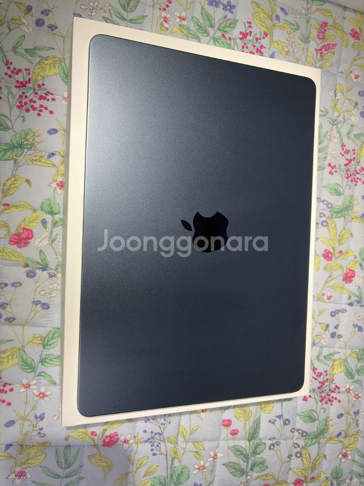 맥북에어 M2 13인치 8cpu, 10gpu, 24g ram, 512g ssd 정품풀박스 애플케어--10