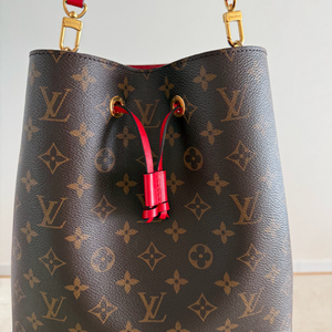 루이비통 모노그램 네오노에 버킷백