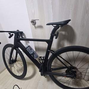 로드바이크 트위터 r15 풀카본 자동 변속기