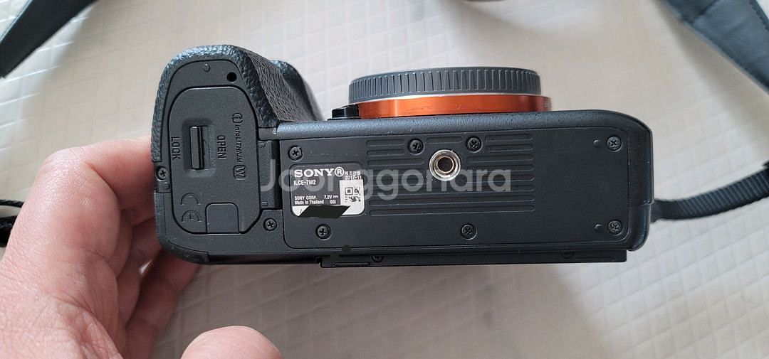 소니 A7M2 풀프레임 미러리스 카메라 판매합니다--1