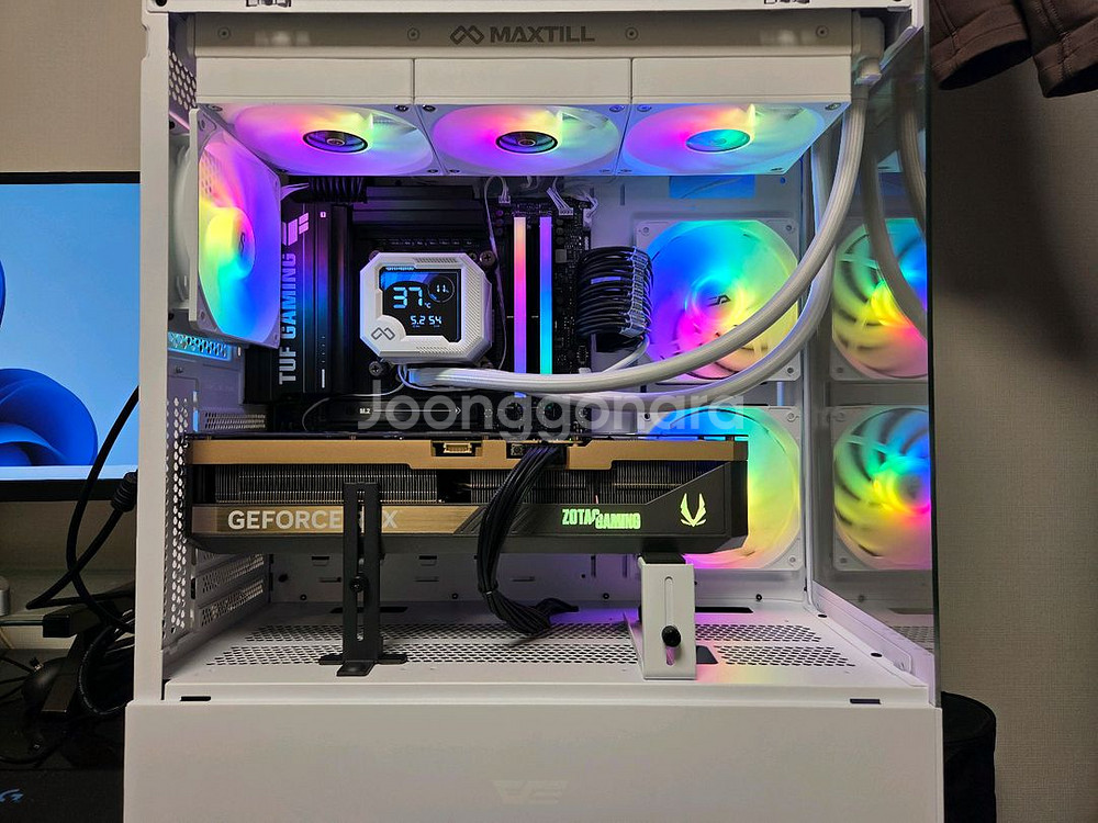 9800x3d, b850m wifi, rtx 5080 완본체--0