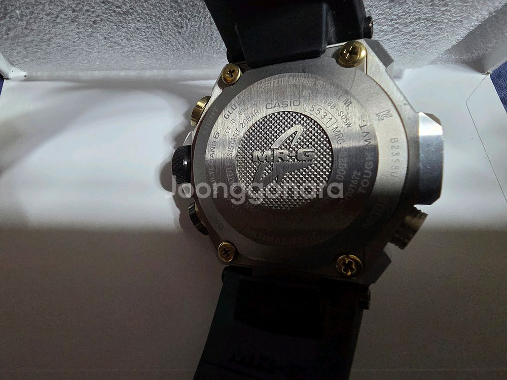 지샥 MRG-G2000R 쿼츠 모델 박스 풀셋으로 판매합니다. 손목둘레 16.5센치미터 까지 가능 합니다.생활기스--2