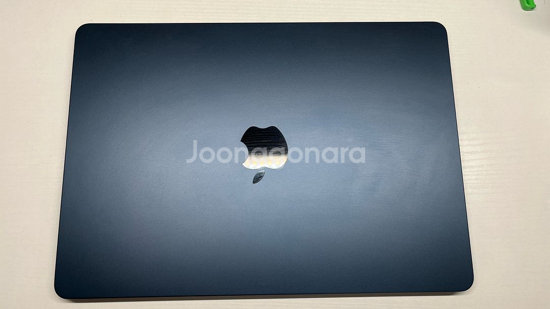 맥북에어 M2 15인치 8GB/256GB--2