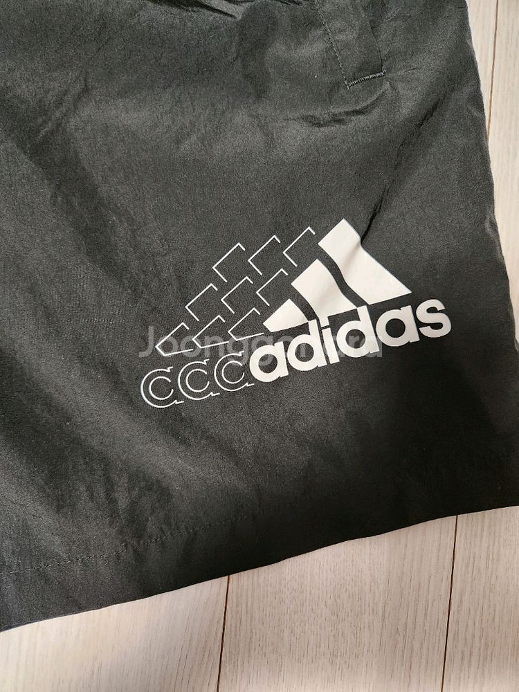 아디다스 Q3 BLUV SH 트레이닝 러닝 반바지 M(새상품급)아디다스 트레이닝 겸 러닝 반바지입니다. 블랙 색상--1