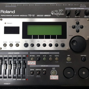 Roland 로랜드 전자드럼 모듈 TD-12 팝니다