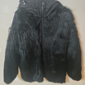 정품) 몽클레어 그레노블 maglia 가디건 패딩자켓 M사이즈 판매합니다.