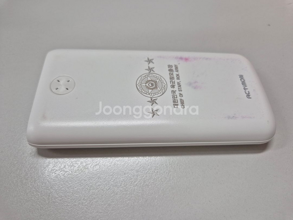 팬톤 고속충전 보조배터리 및 여러 보조배터리 판매합니다.--5