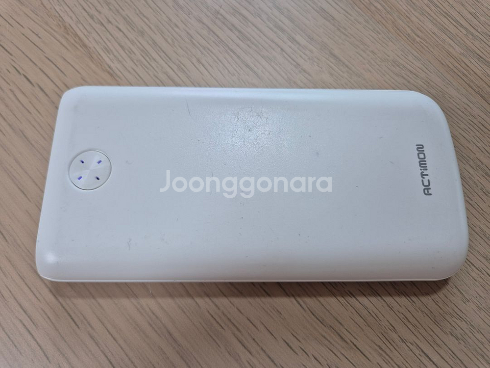 팬톤 고속충전 보조배터리 및 여러 보조배터리 판매합니다.--6