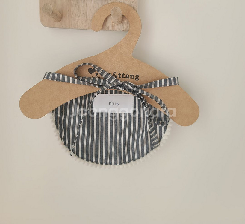 새상품) 강아지 스카프 그레이 스트라이프 반다나 반려견 턱받이--1