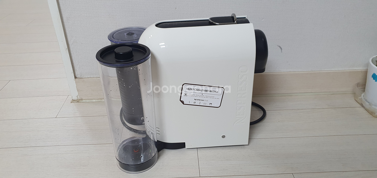 네스프레소 유밀크 C55 캡슐 커피머신 판매--1