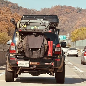 스페어 타이어 캐리어