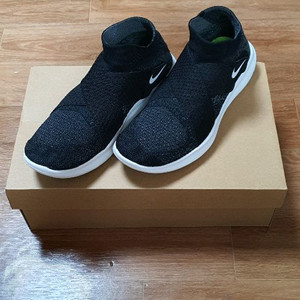 여.235+) 나이키 여성 러닝 운동화, 조깅 헬스 요가