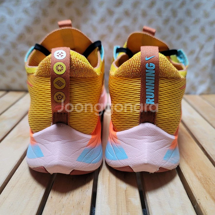 나이키 줌 플라이 4 러닝화 운동화 255--5