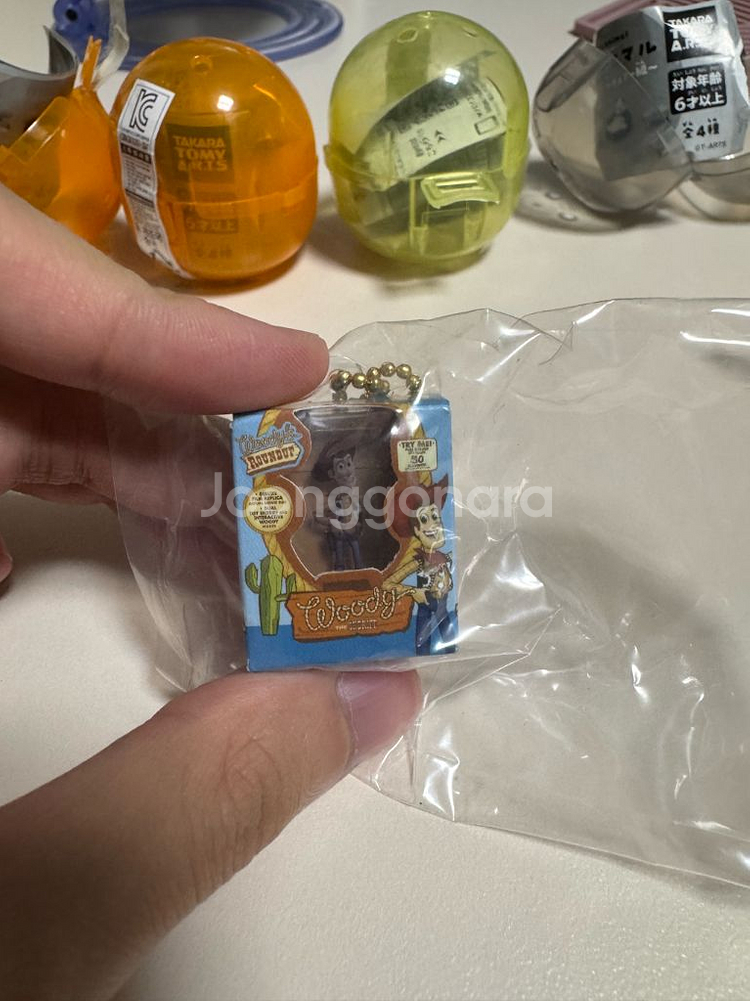 각종 가챠 피규어 및 짱구 cgv굿즈--2