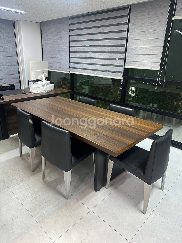 리바트 원목 회의용 책상(의자 제외)--0