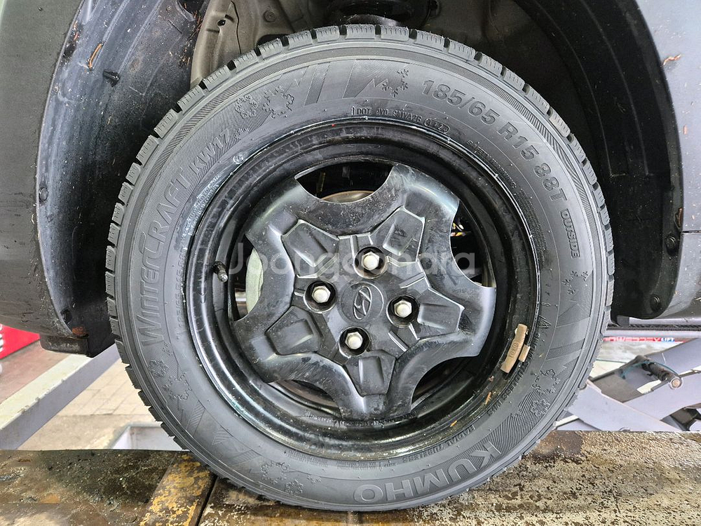 [수원]금호윈터크래프트KW17 185/65R15 캐스퍼--0