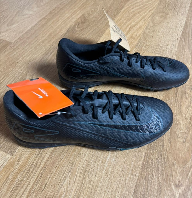 [255] 나이키 머큐리얼 베이퍼16 아카데미 TF 풋살화--7