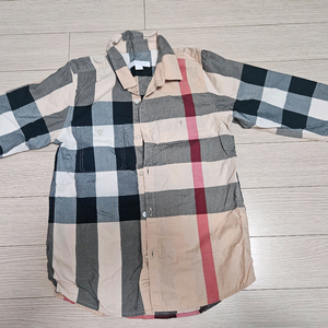 버버리키즈 체크 셔츠