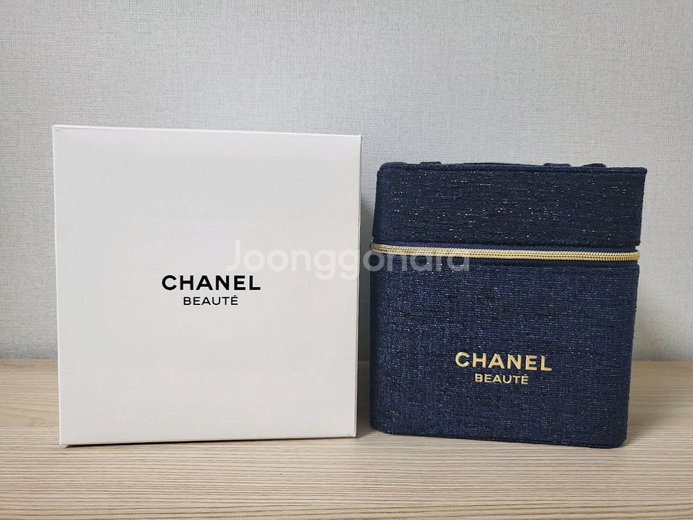 정품) 샤넬 홀리데이 보석함 파우치 (코스메틱)--0