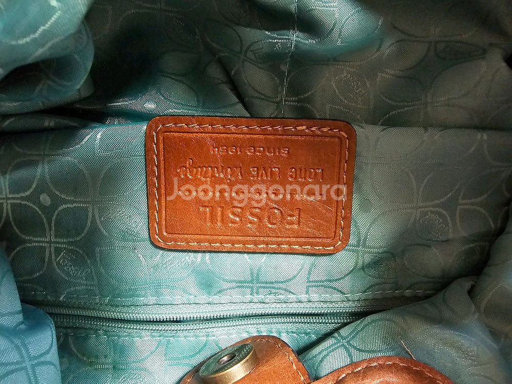 fossil 여성가방 팔아요--1