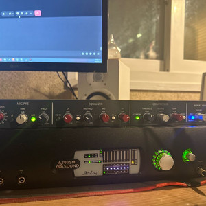 루퍼트니브 NEWTON 뉴턴 채널스트립