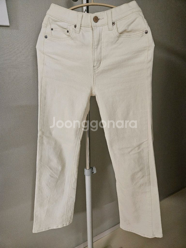 매그제이 아이보리 데님 팬츠 55사이즈--0