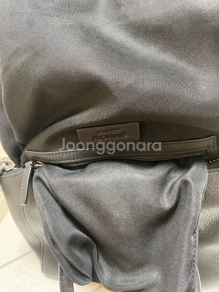 지방시 안티고나 무광 토트백--9