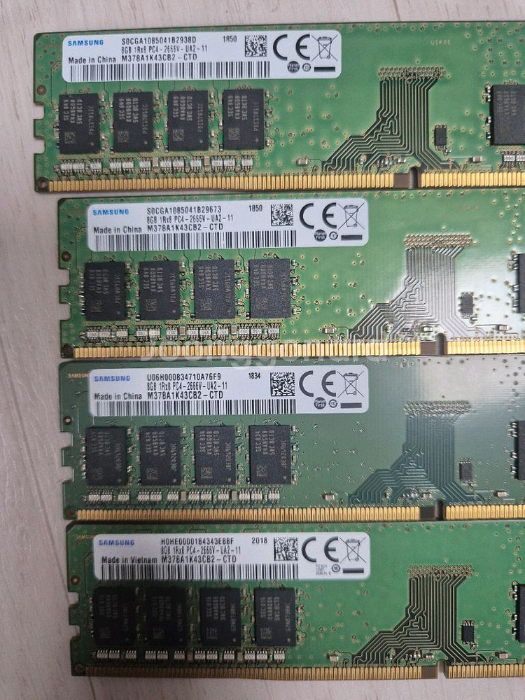 삼성 DDR4 8GB 메모리 4개 세트--0