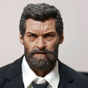 일레븐 로건 정장버전 피규어